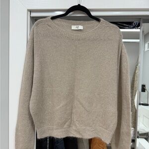 Jeff Women's Beige Crew Neck Sweater Alpaca Wool